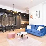 Canal Saint Martin - Amazing 12P/4Br Apartment