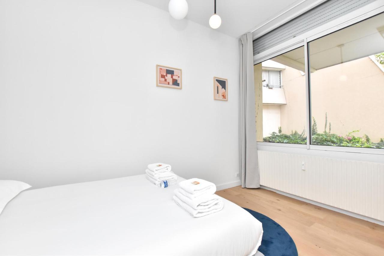 Canal Saint Martin - Amazing 12p/4br Apartment *